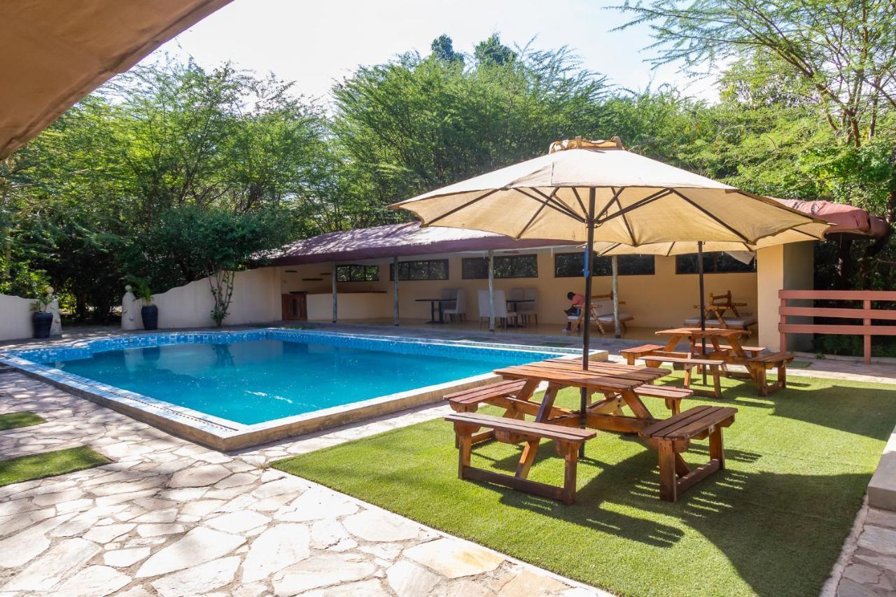 Prideinn Mara Camp & Cottages Talek エクステリア 写真