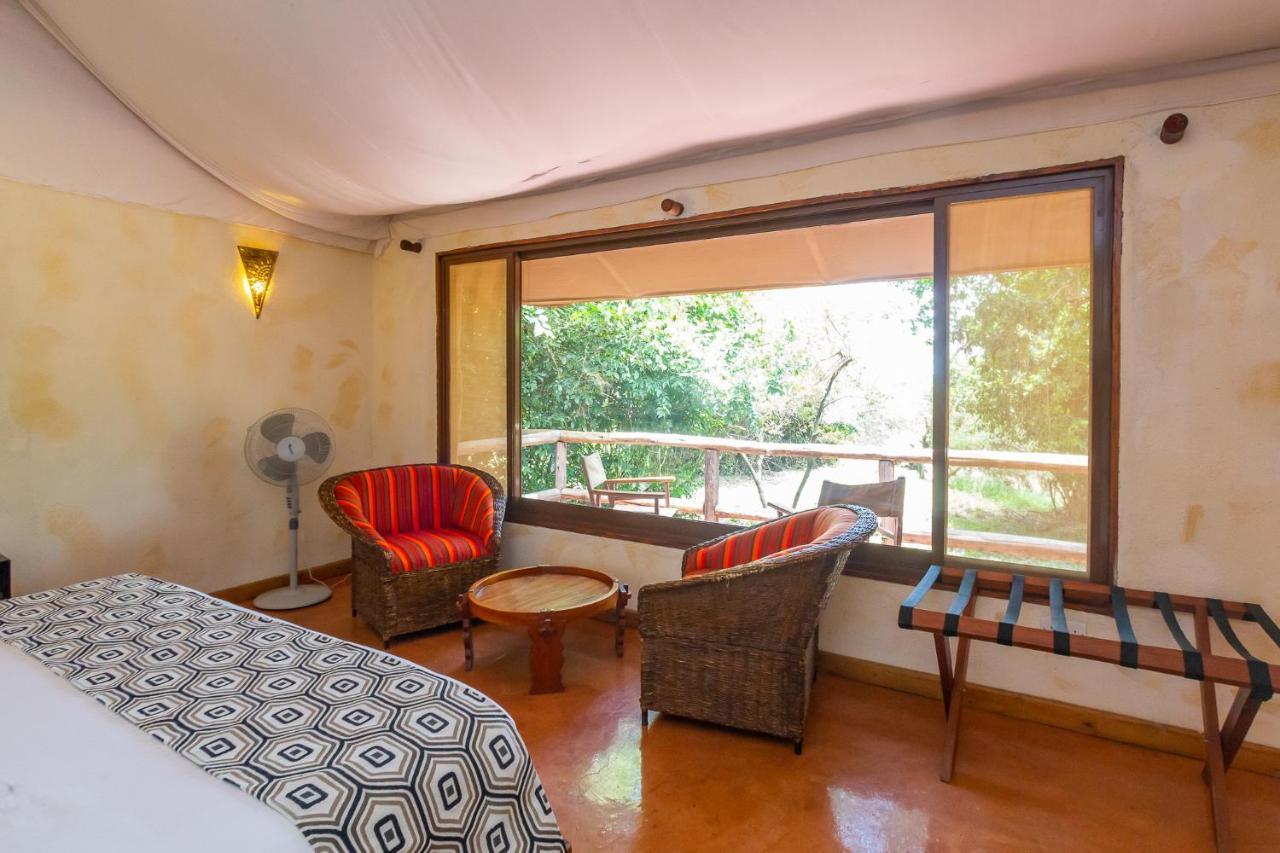 Prideinn Mara Camp & Cottages Talek エクステリア 写真
